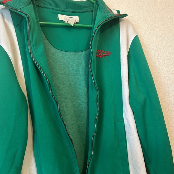 Retro Reebok Jacket - Picture 6 of 6